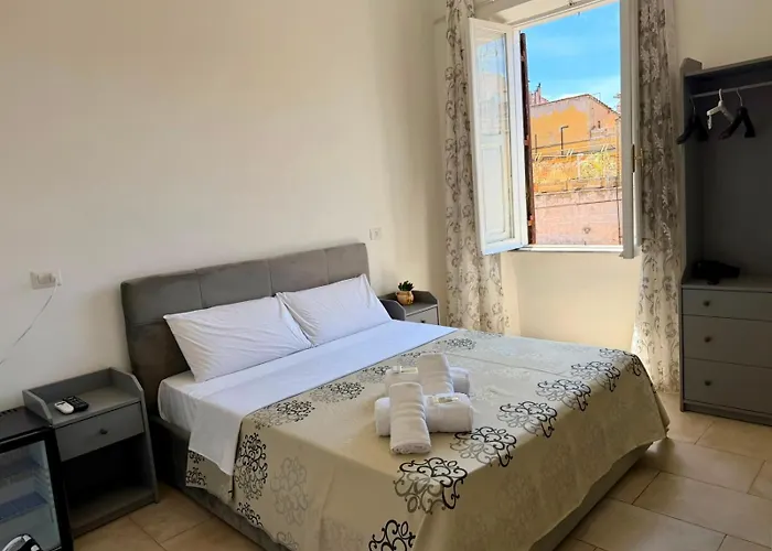 Raynova Guest house